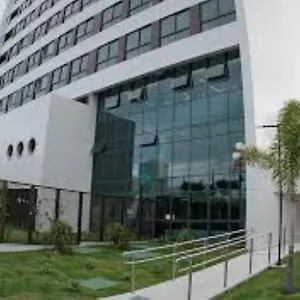  Apartamento Edf. Parque Shopping Por Yolo Brasil